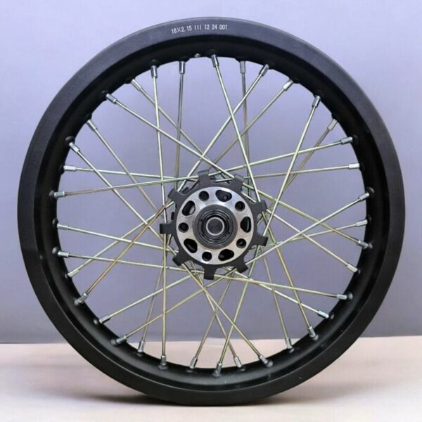 Roue arrière 16" pour Sting Pro 5500